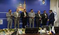 تجلیل از مدیر منابع انسانی دانشگاه علوم پزشکی همدان در همایش مدیران منابع انسانی وزارت بهداشت